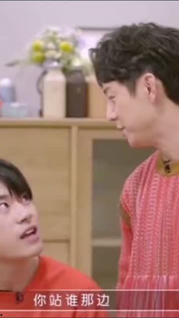 四字弟弟娱乐吃瓜视频